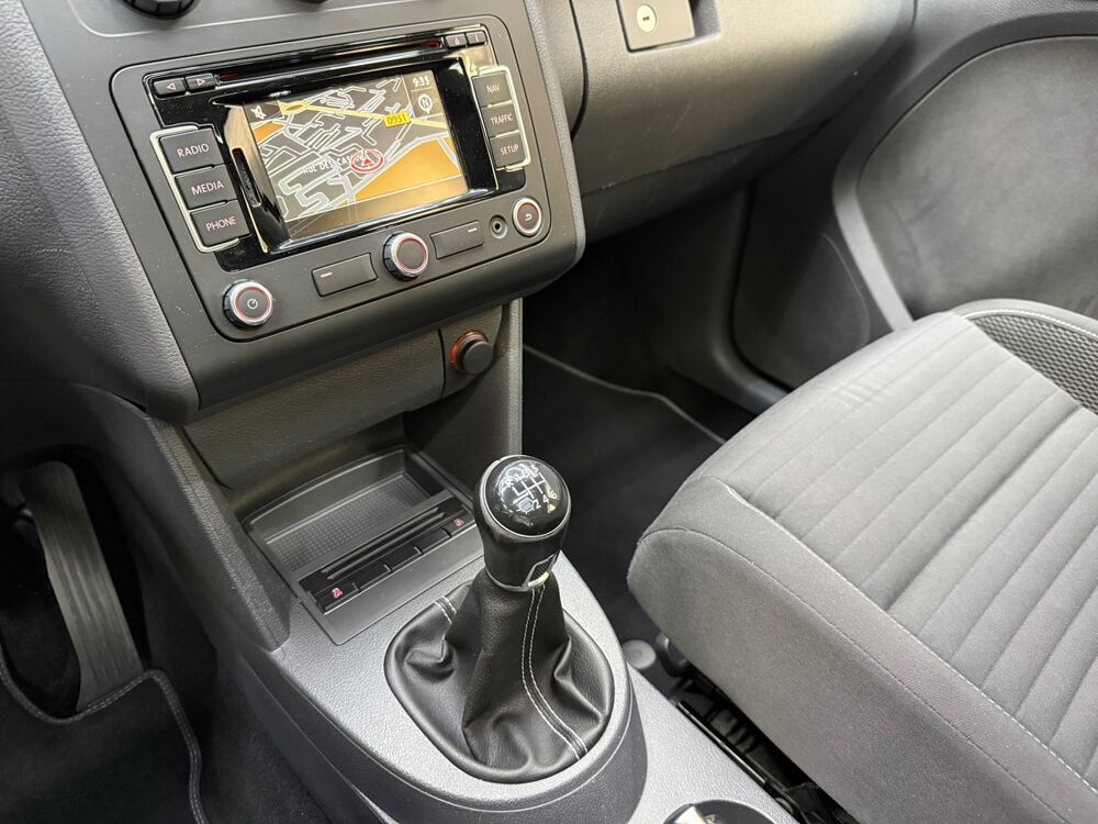 Touran CUP 2.0 TDI 140ch - 7 PLACES / TO / ATTELAGE / KIT DISTRIBUT 2015 occasion 45560 Saint-Denis-en-Val