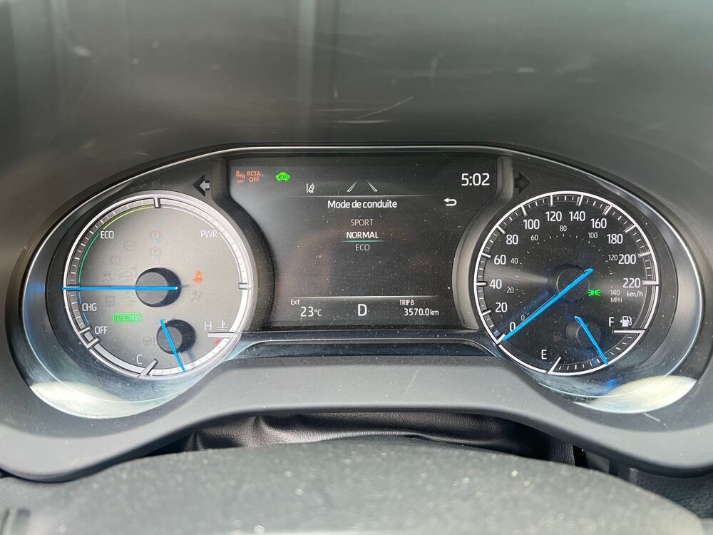RAV 4 Toyota Venza Hybrid 2.5l 222ch - &eacute;quivalent RAV4 - si&egrave;ges ch 2023 occasion 95190 Goussainville