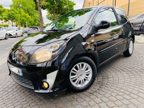 Renault twingo ii NOIRE - XV de France - 1.2 16s 76 cv eco