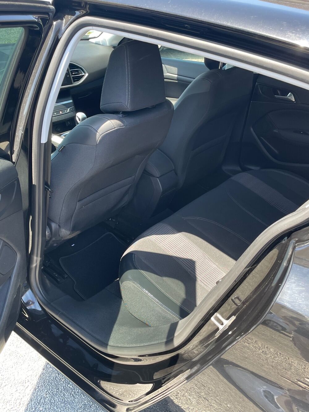 308 1.2 E-THP Essence 110ch Finition Allure 106.000Kms du 04/201 2019 occasion 72100 Le Mans