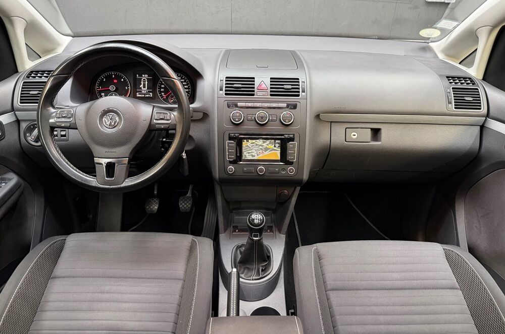 Touran CUP 2.0 TDI 140ch - 7 PLACES / TO / ATTELAGE / KIT DISTRIBUT 2015 occasion 45560 Saint-Denis-en-Val