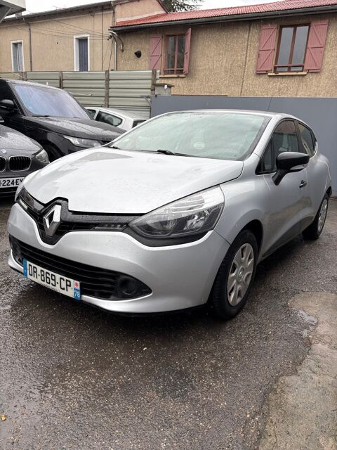 Renault clio iv 1.5 DCI Soci&eacute;t&eacute;