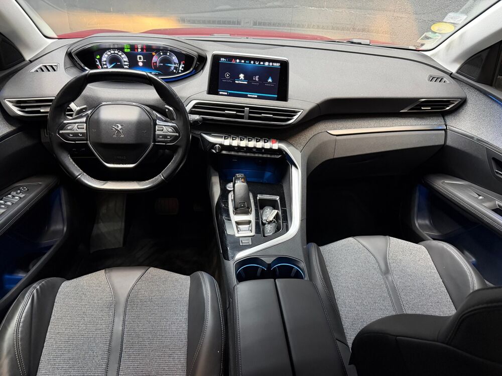 3008 II 1.5 HDi EAT8 130 cv Bo&icirc;te auto ALLURE PACK 2018 occasion 69740 Genas