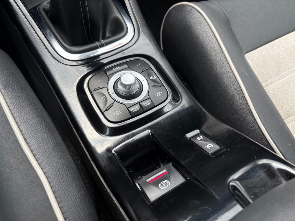 M&eacute;gane III 1.6 dci 130 BOSE 2012 occasion 95370 MONTIGNY-LES-CORMEILLES