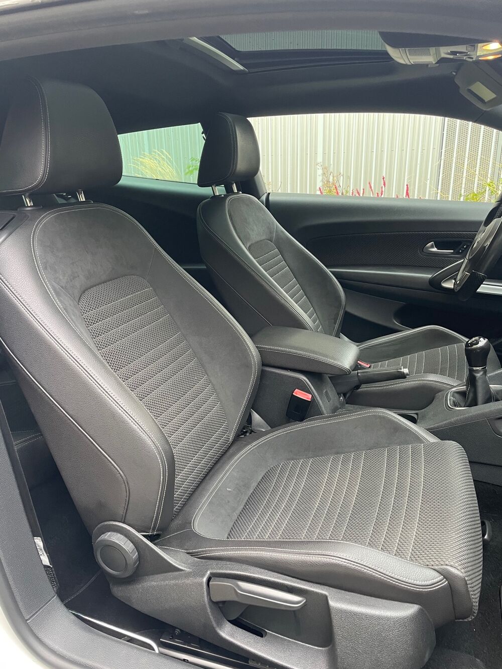 Scirocco 1.4L TSI FINITION SPORTLINE / CHAINE DE DISTRIBUTION NEUVE 2014 occasion 45400 FLEURY-LES-AUBRAIS