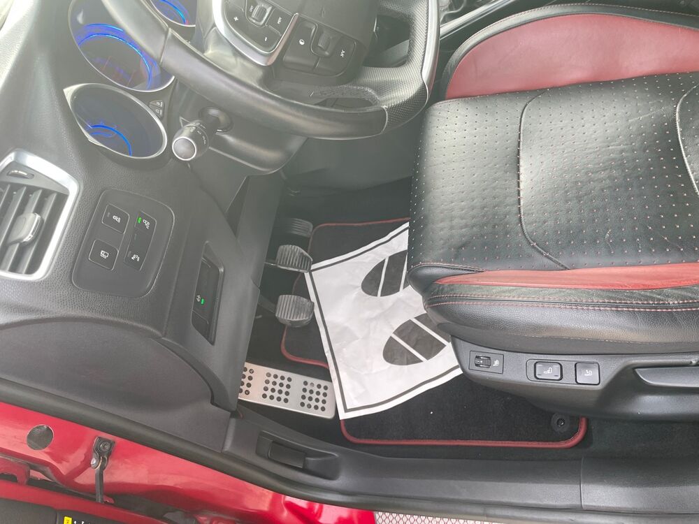 DS4 2.0 hdi 163ch Sport Chic 2 / Bluetooth / Si&egrave;ges massant / GP 2014 occasion 69320 FEYZIN