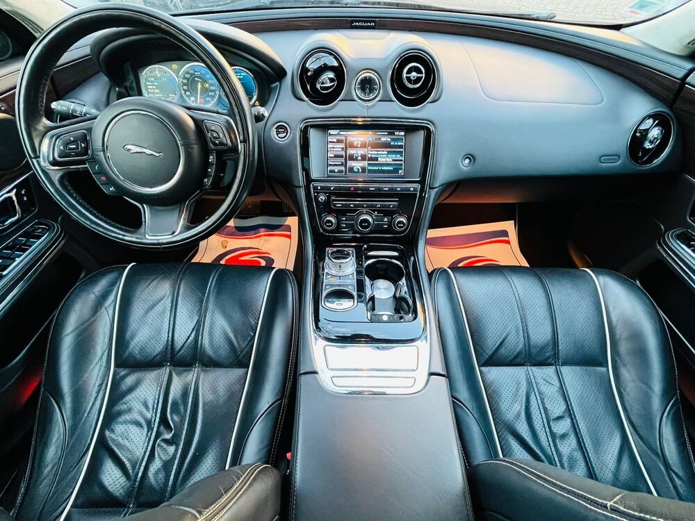 XJ Premium Luxe - 3.0 D V6 275 Bva6 - 2nd Main / Crit'2 / Entre 2015 occasion 78800 Houilles
