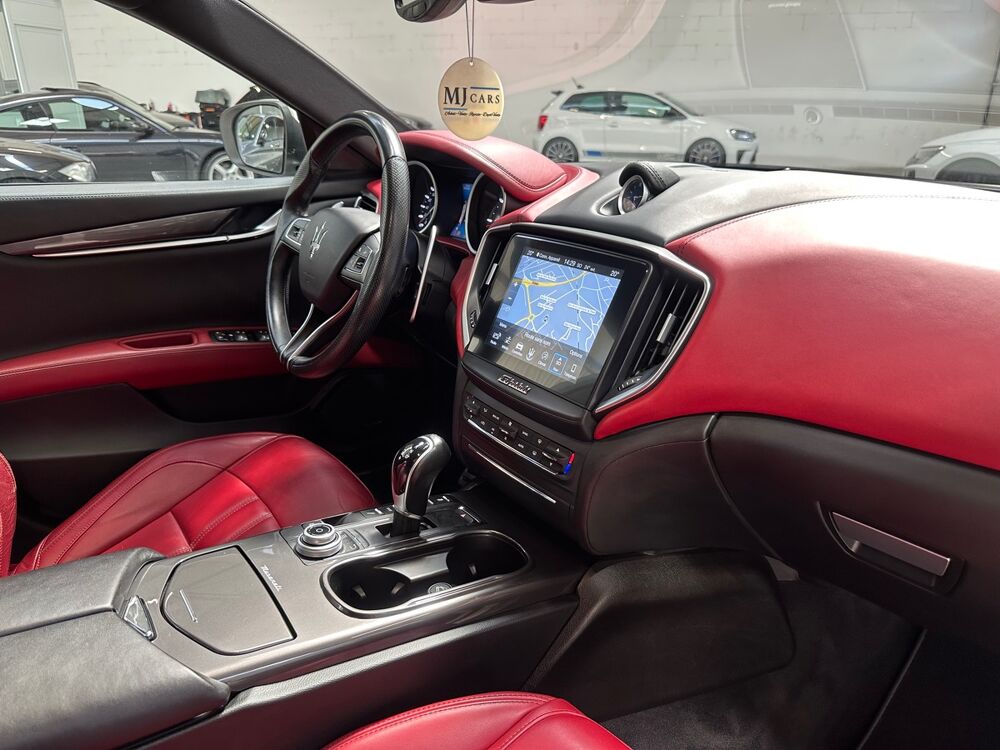 Ghibli III 3.0d V6 275ch GranSport BVA8 / TO / Harman Kardon / Si&egrave;g 2017 occasion 45770 Saran