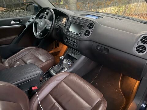 Tiguan 2.0 tdi 140cv Carat 4 Motions DSG TT Options 1er main 2012 occasion 69680 Chassieu