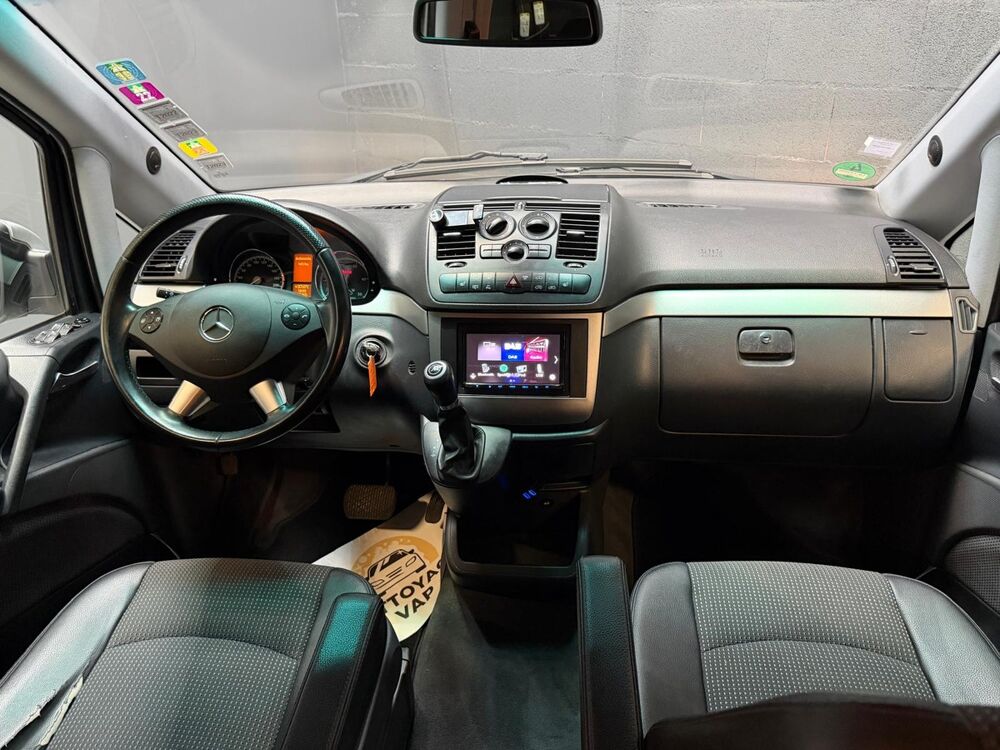 Viano Phase 2 2.2 CDI Combi court 163 cv Bo&icirc;te auto 2013 occasion 69740 Genas