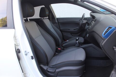 i20 1.2 84 ch INITIA + CLIMATISATION + BLUETOOTH 2016 occasion 34430 Saint-Jean-de-V&eacute;das