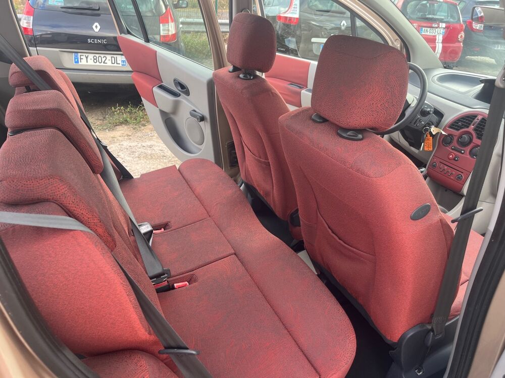 Modus 1.4i 81924km 2004 occasion 44650 Leg&eacute;