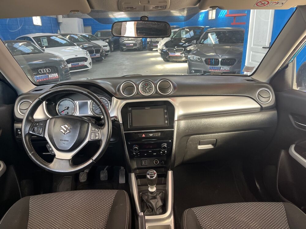 Vitara 4x4 CAM&Eacute;RA 1.6L 120 CH DIS TURBO G&Eacute;N&Eacute;RATIONS 2 | R&Eacute;VIS&Eacute;E & G 2017 occasion 13200 Arles