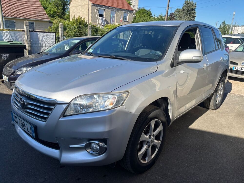 RAV 4 3 PH.2 2.2 D-4D 150CV 2WD 2012 occasion 45140 Saint Jean de la Ruelle