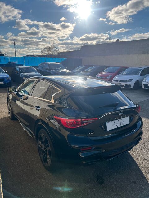 Q30 S 2.2D 170 CH DCT PREMIUM AWD SPORT - ENTRETIEN COMPLET 2016 occasion 69230 SAINT PRIEST