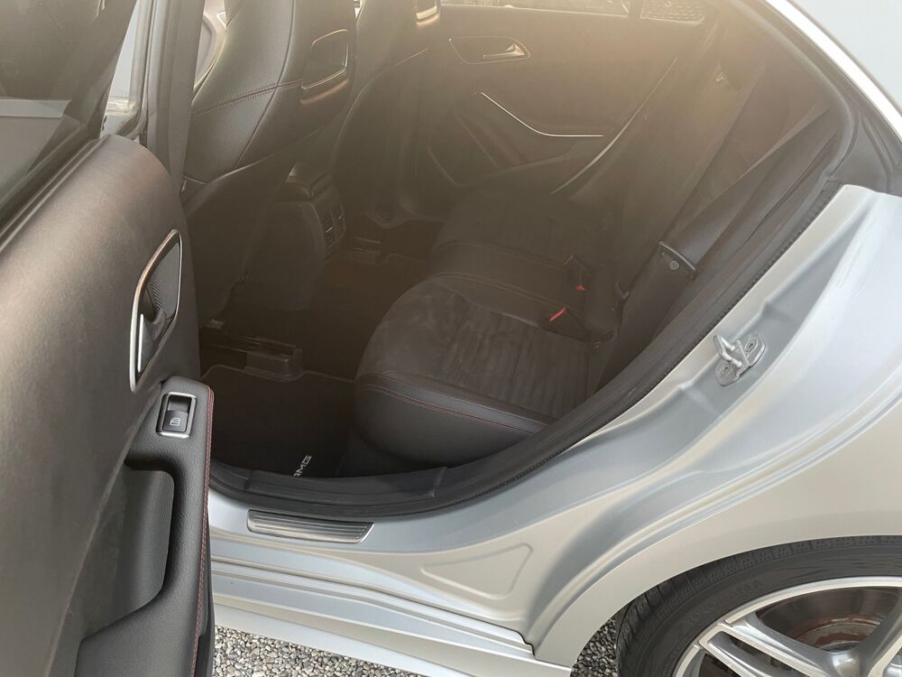 Classe CLA 200 cdi AMG Line Gris Mat. 136 cv GPS/Camera/ Garantie 12 2017 occasion 69320 FEYZIN