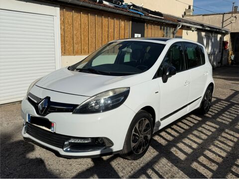 Renault Sc&eacute;nic PHASE 3 BOSE 1 ERE MAIN CHAINE DISTRIBUTION SUIVI TOIT OIVRA 2014 occasion Houilles 78800