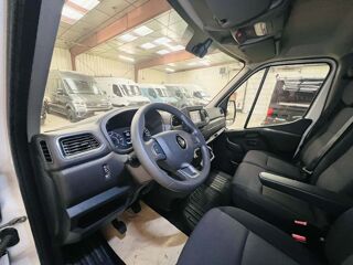 Master 3500 L3H2 2.3L DCI 150cv susp. pneumatiques 19.433 kms / EN 2023 occasion 45140 INGRE