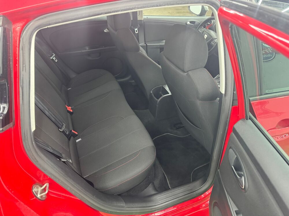 Leon FR 2.0L TFSI 211CH Radar AR Moteur a Chaine R&eacute;vision a Jour 2010 occasion 69200 VENISSIEUX