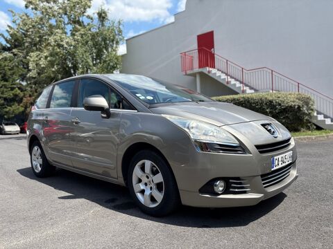 5008 1.6 HDI 112 CVX FAP FAMILY 5 PLACES 2012 occasion 95610 Éragny
