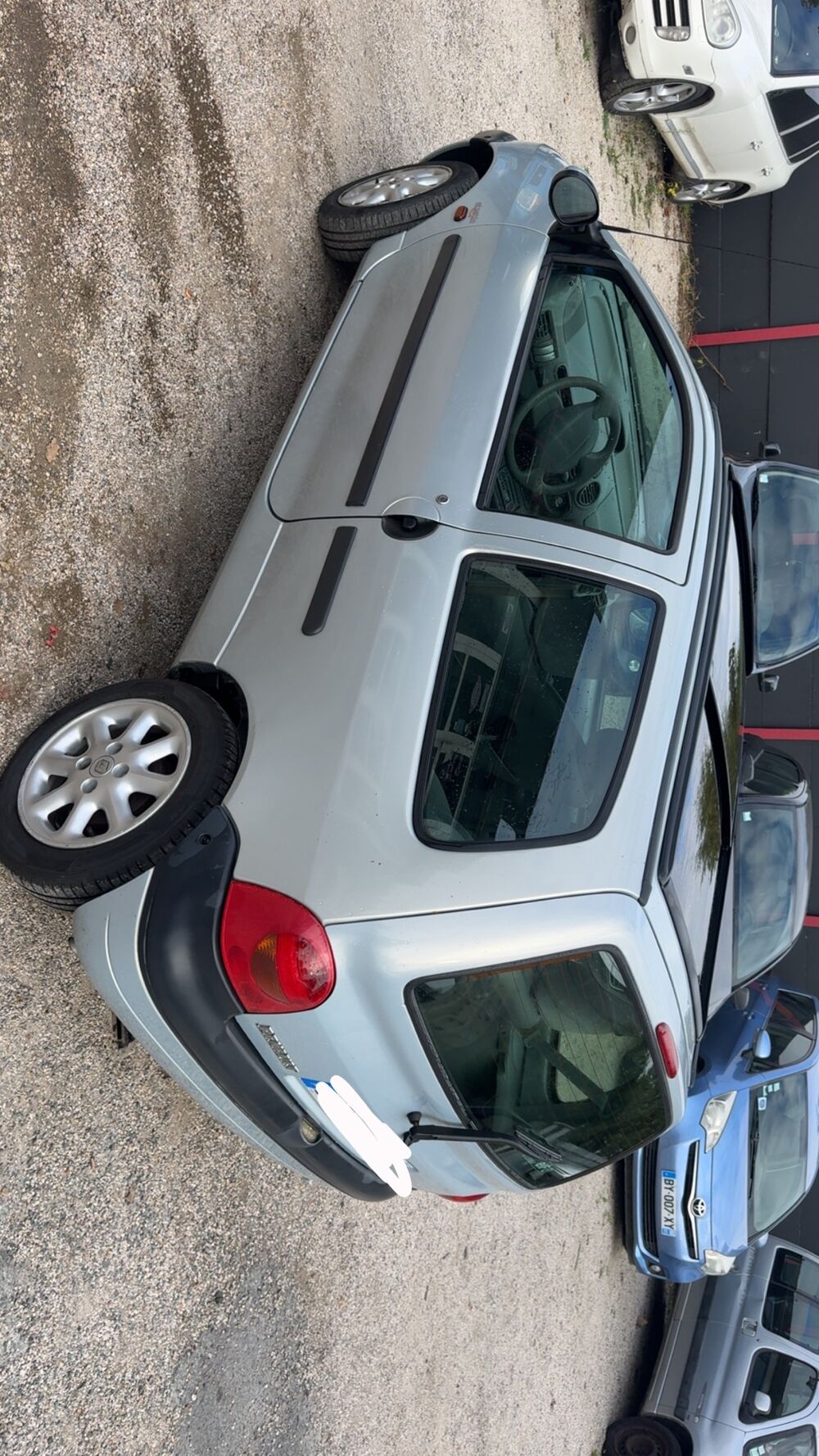 Twingo aut/expr boito auto 114007 km premi&egrave;re main 2001 occasion 45400 FLEURY LES AUBRAIS