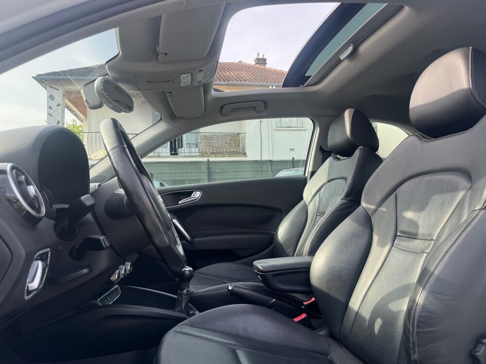 A1 2.0L TDi 140Ch Ambition luxe avec 179.000 kms du 08/2012 2012 occasion 72100 Le Mans