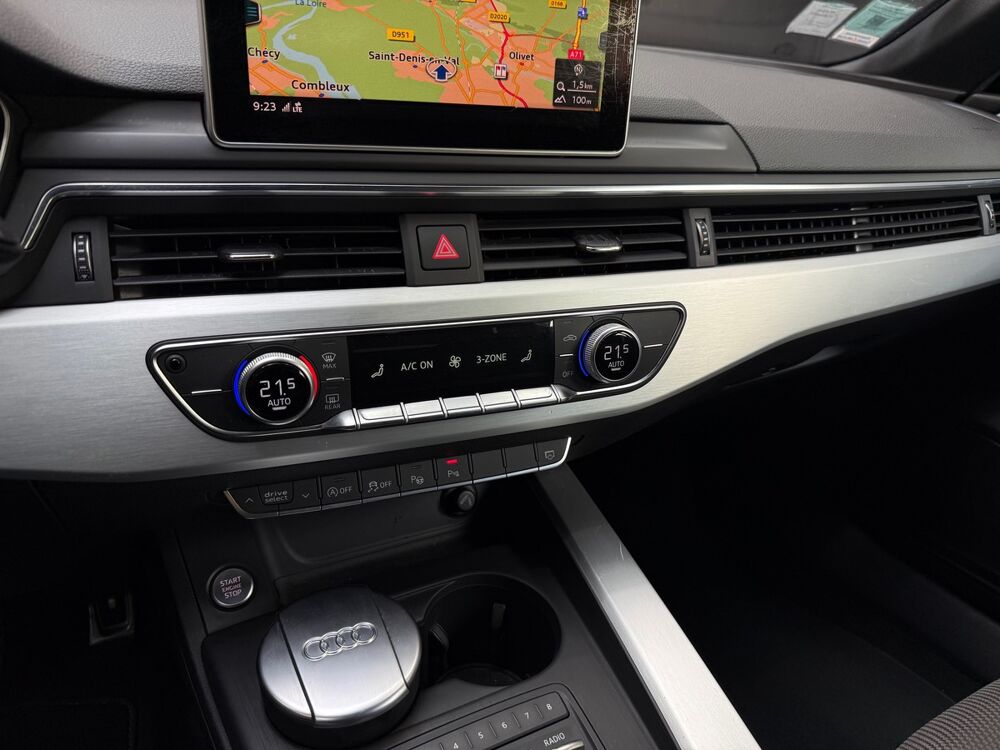 A4 2.0 TDi 150ch S-Tronic7 - S-LINE / VITRUAL COCKPIT / ATTELA 2017 occasion 45560 Saint-Denis-en-Val