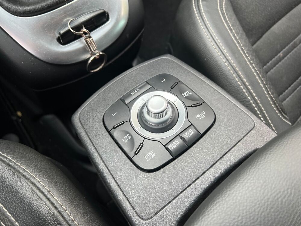 Sc&eacute;nic III Edition Bose 1.6 dCi 130 cv Phase 2 2014 occasion 95190 Goussainville