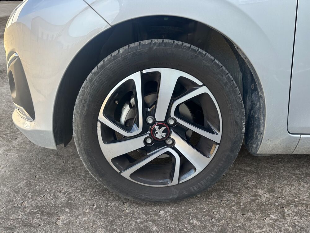 108 1.0 VTI 70 ALLURE 2019 occasion 34140 M&egrave;ze