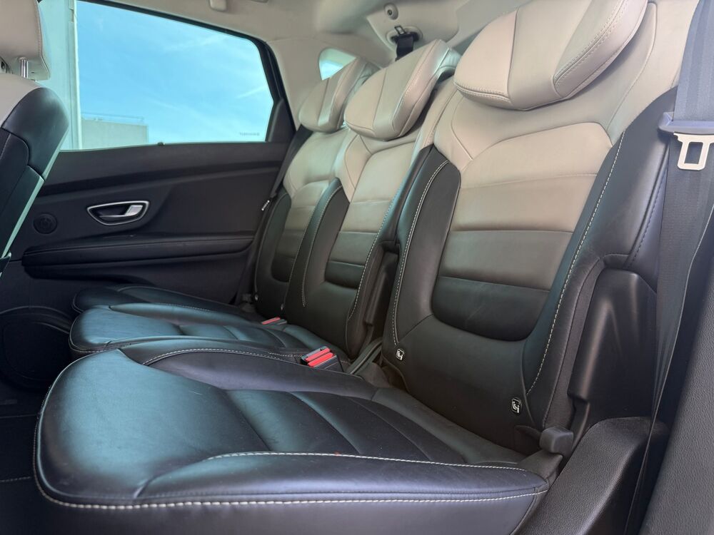 Sc&eacute;nic 4 IV Initiale Paris 1.7 dCi EDC6 150 cv - FULL Options - Sui 2020 occasion 95190 Goussainville
