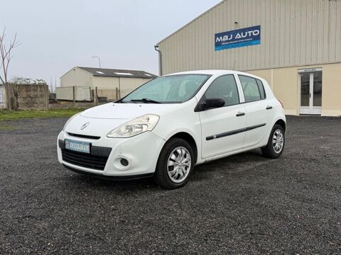 Renault Clio 3 Phase 2 - 1.5 DCi 70cv ECO2 AUTHENTIQUE 2010 occasion ANGERVILLE 91670