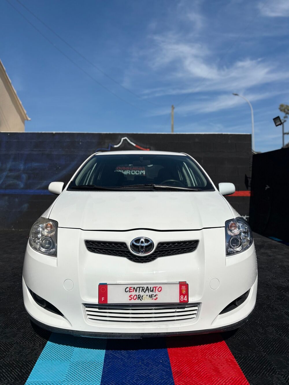 Auris (I) 1.4 D4D 90cv Active GPS & Clim 2009 occasion 84700 SORGUES