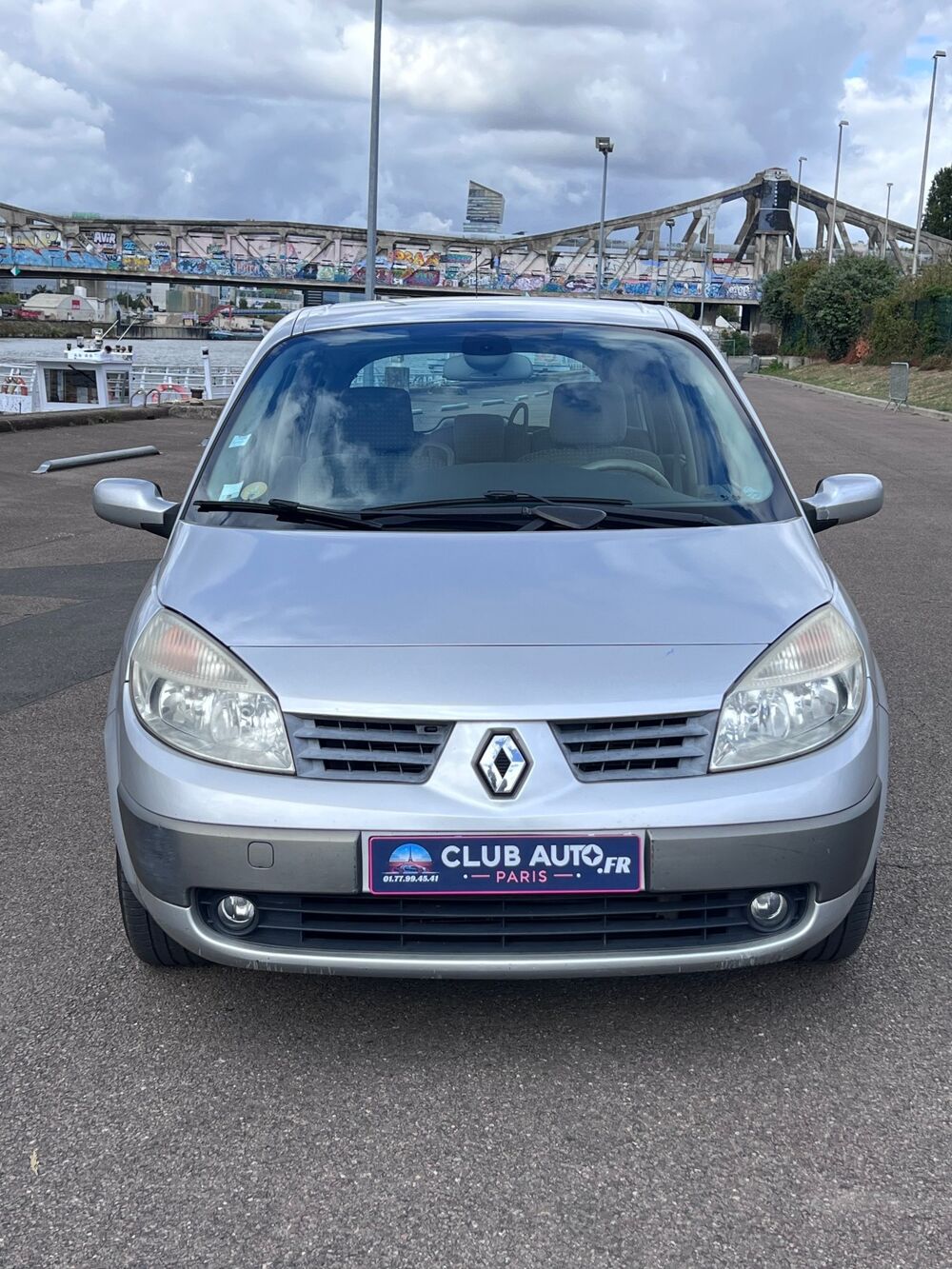 Grand scenic IV II CONFORT 1.9 DCI 120 – 7 PLACES – 1&Egrave;RE MAIN - EXCELLENT ET 2006 occasion 94140 Alfortville