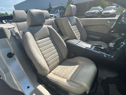 Mustang CABRIOLET V6 305 CH BVA - 24900€ 2010 occasion 60300 SENLIS
