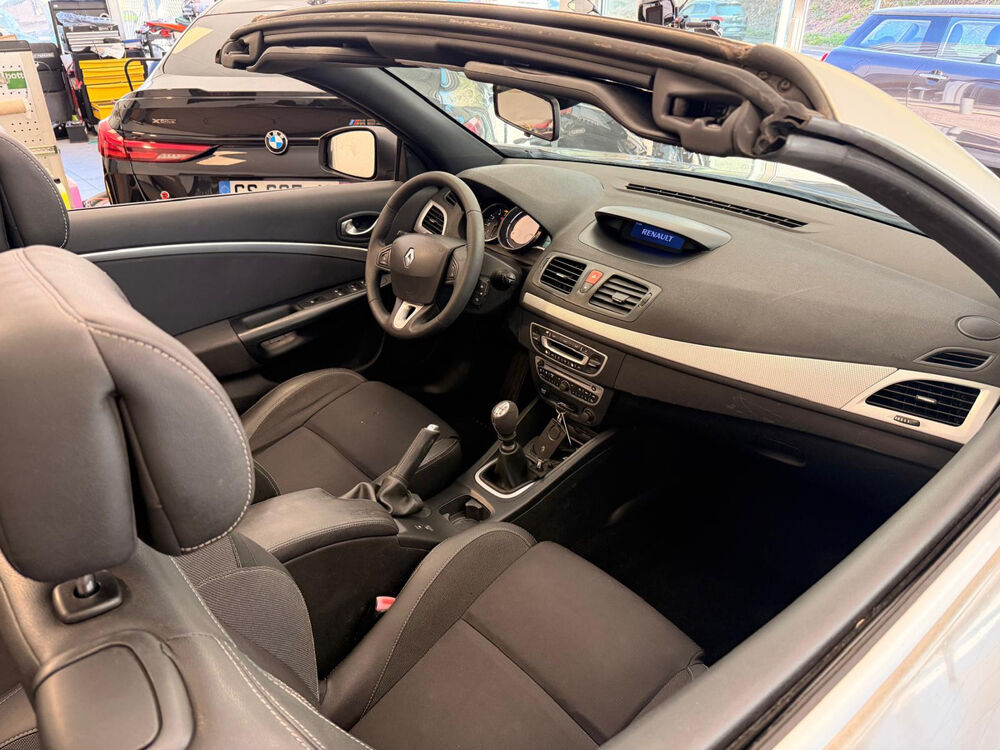 M&eacute;gane III CC Dynamique 1.9 dci 130CV 2011 occasion 12100 Millau