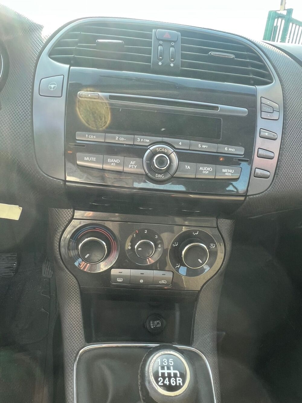 Bravo II 1.6 16V MULTIJET 120 EMOTION FIABLE 2008 occasion 78310 Coigni&egrave;res