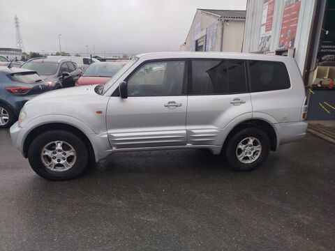 Pajero 3.2 DI-D EXCEED 7 places / 1 ere main/GARANTIE Nationale 12 2002 occasion 45770 Fleury-les-Aubrais