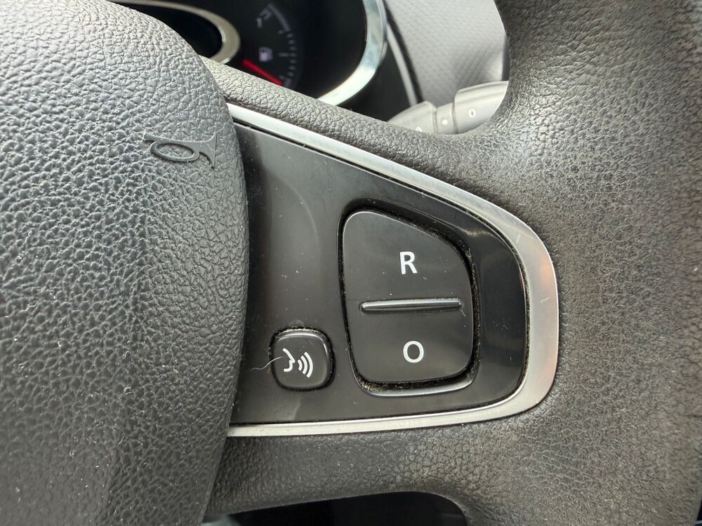 Clio St&eacute; 1.5 dCi 90ch energy Air M&eacute;diaNav eco&sup2; 2017 occasion 84300 Cavaillon