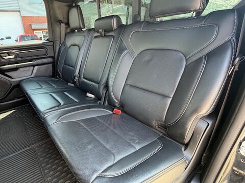 RAM 5,7L V8 HEMI SPORT CUIR - 2022 - 59900€ ttc 2022 occasion 60300 SENLIS