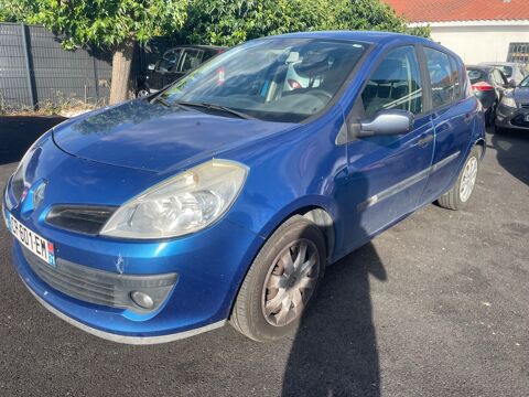 Clio III 1.4 16v AUTHENTIQUE 5Places 2006 occasion 31120 Portet-sur-Garonne