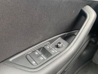 Q3 AUDI 2.0 TDI 150 CV quattro S 2015 occasion 06700 Saint-Laurent-du-Var