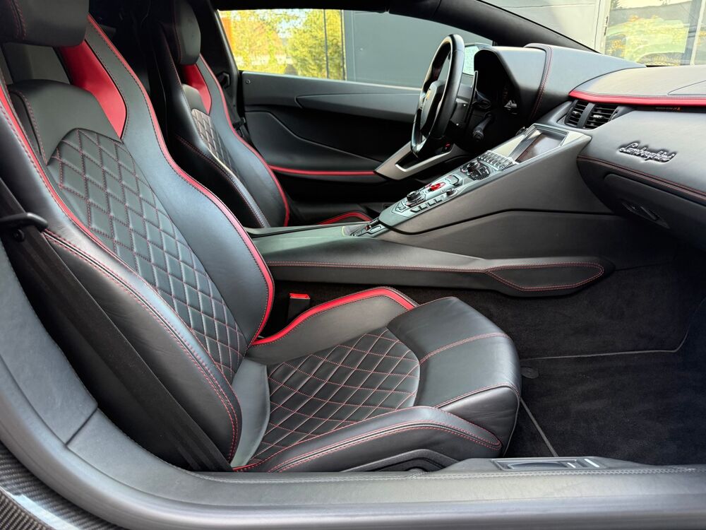 Aventador S ROADSTER 6.5L V12 / 741 CH / CARNET COMPLET / TVA / 34352 2018 occasion 62780 CUCQ