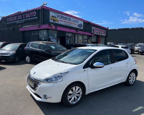 Annonce voiture Peugeot 208 5790 €