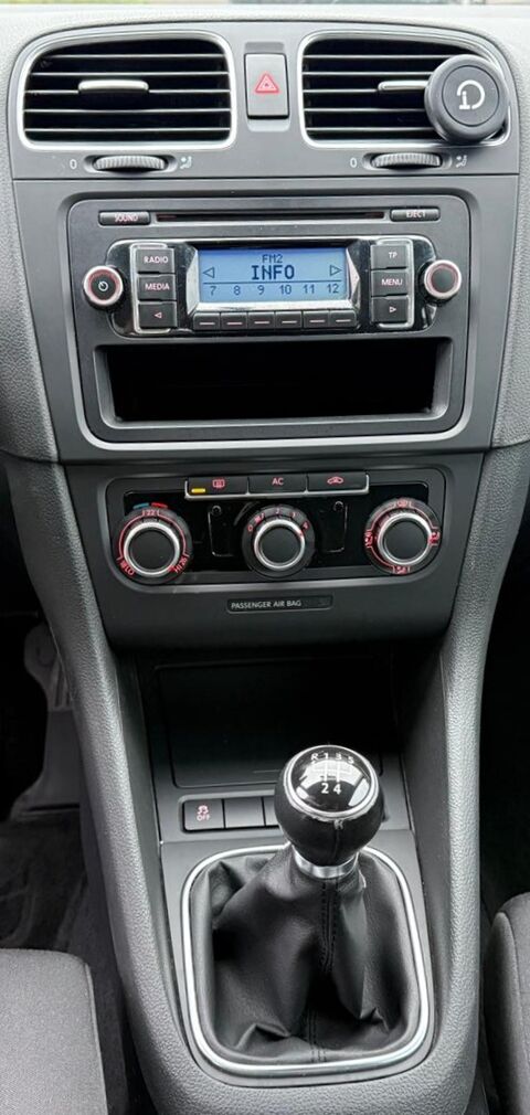 Golf 1.4 16v 80ch – Tr&egrave;s propre – 174 000 km A 2010 occasion 69680 CHASSIEU