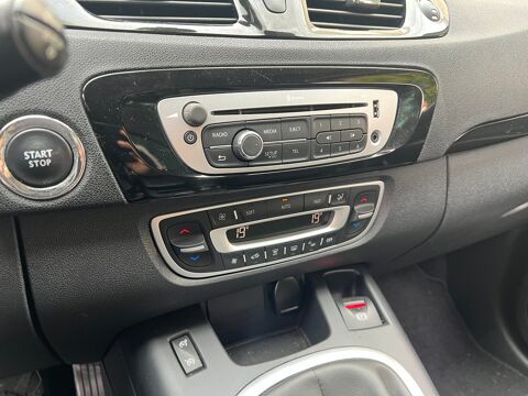 Sc&eacute;nic III Edition Bose 1.6 dCi 130 cv Phase 2 2014 occasion 95190 Goussainville