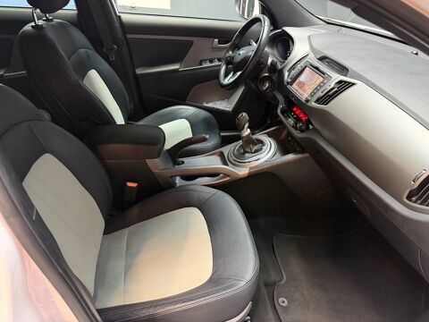 Sportage III Phase 2 2.0 CRDi VGT DPF 4x4 136 cv R&eacute;v&eacute;lation 2015 occasion 69740 Genas