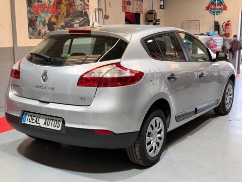 M&eacute;gane 3 1.5 DCI 90 FAP EXPRESSION ECO2 FAIBLE KM 2011 occasion 91540 Ormoy