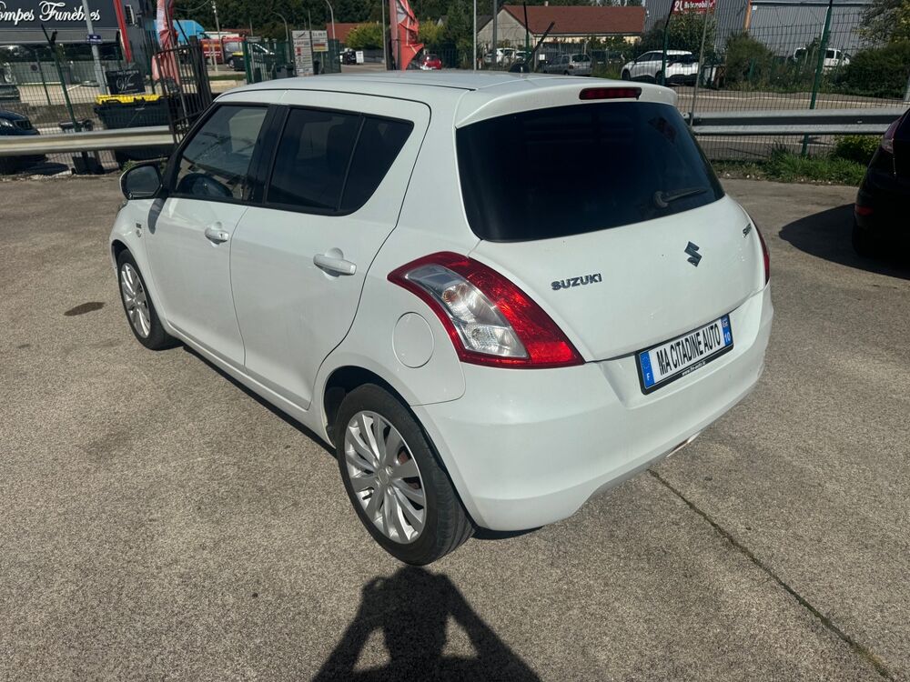 Swift 1.3 DDiS 75 - GLX 5p 2011 occasion 10120 Saint-Andr&eacute;-les-Vergers