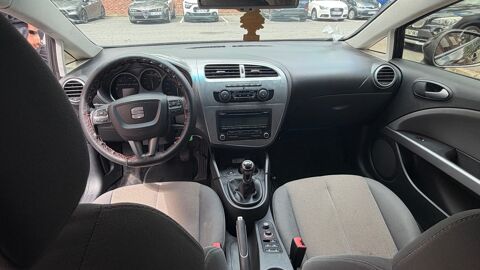 Leon 1.2 tsi 105CV phase2 faciliter de paiement 3X 4X jusqu'&agrave; 400 2010 occasion 91090 Lisses