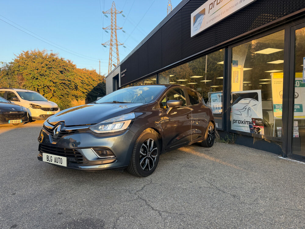 Clio IV 0.9 INTENS 90 CH TOIT PANO/ FEU LEDS/BLUETOOTH/CAM&Eacute;RA DE REC 2018 occasion 42000 Saint-Etienne